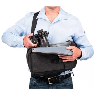 Think Tank Urban Access sling 8