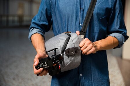 Peak Design capture camera clip