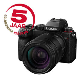 Panasonic Lumix DC-S5D + 28-200mm