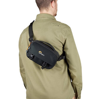 Lowepro Trekker Lite HP 100 black