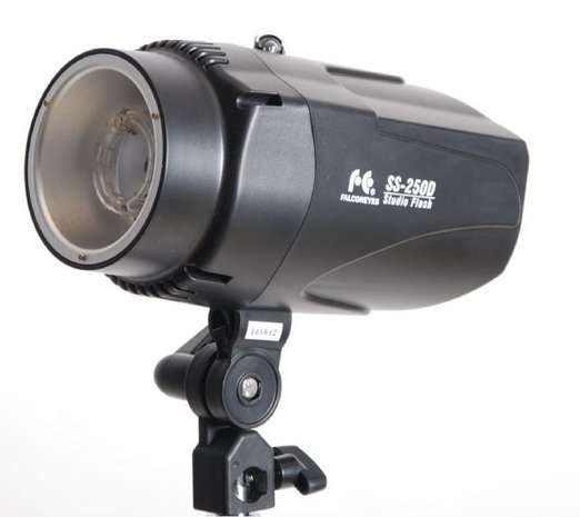 Falcon Eyes Studioflitser SS-250D