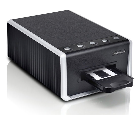 Plustek OpticFilm 135i filmscanner