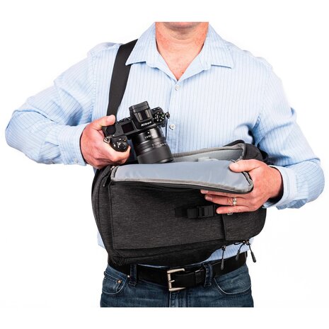 Think Tank Urban Access sling 8
