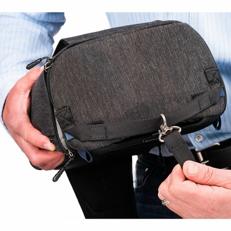Think Tank Urban Access sling 8