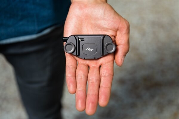 Peak Design capture camera clip