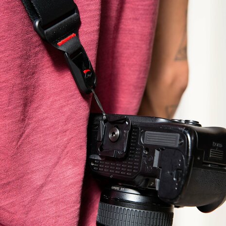 Peak Design Slide Black SL-BK-3