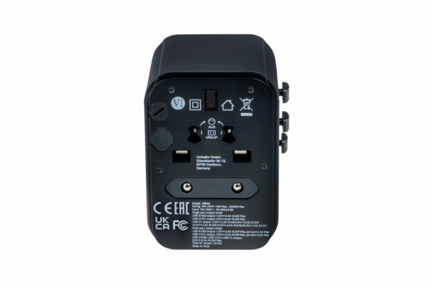 Verbatim UTA-03 Universal Travel Adapter incl USB-A+USB-C