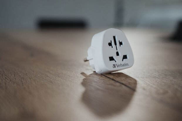 Verbatim World to Europe Travel Adapter WTEU-02